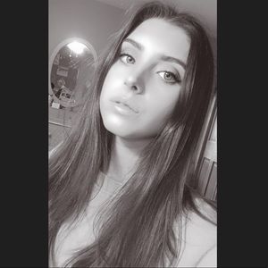 Meet your Posher, Arianna